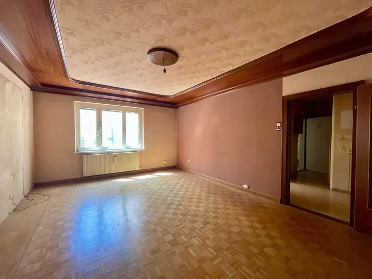 Helle 2-Zimmer-Wohnung mit Potenzial in urbaner Lage