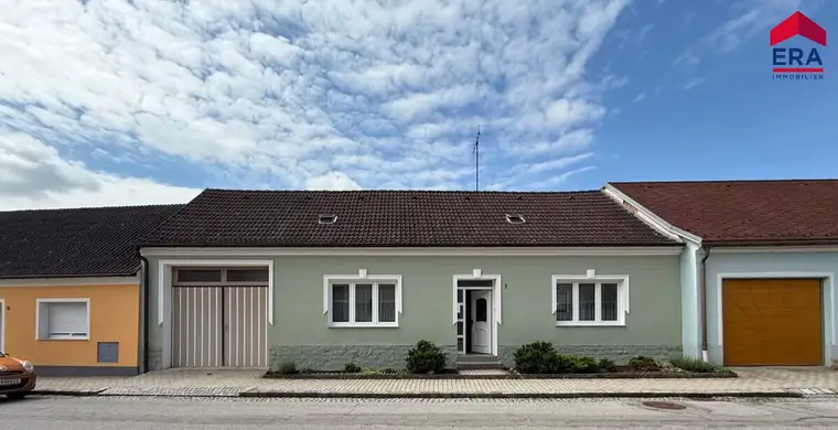 Charmantes Bauernhaus mit großem Grundstück in 2276 Katzelsdorf Exklusiv bei ERA Immobilien Wölfl