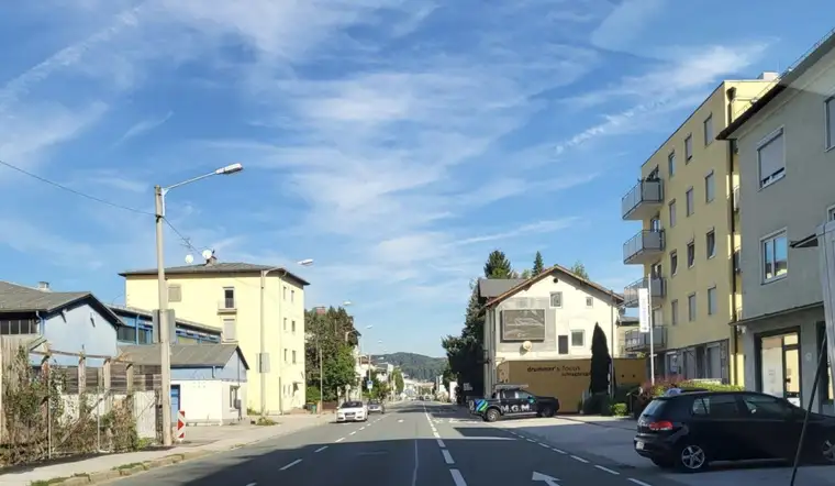 Gewerbebaugrund Innenstadtlage mit Wohnhaus