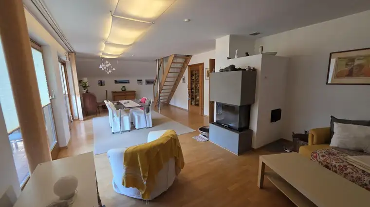 "Ruhe zu zweit" - großzügige 2-Zimmer-Maisonettewohnung in Neu-Anif