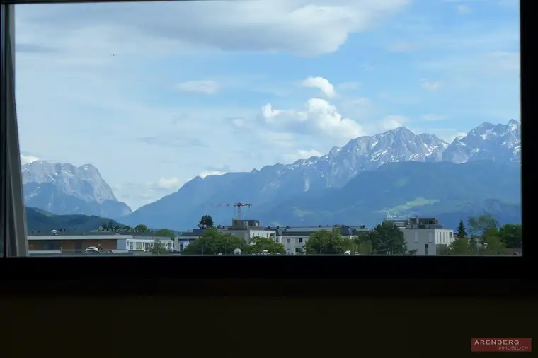 Exklusive 3 Zi-Wohnung für gehobene Ansprüche mit Panorama-Bergblick über die Dächer - Salzburg Stadt