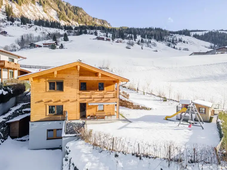 Ihr neuer Hauptwohnsitz: Hochwertiges Vollholzhaus mit moderner Technik