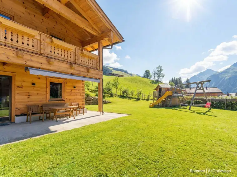 Hochwertiges Vollholzhaus mit moderner Technik