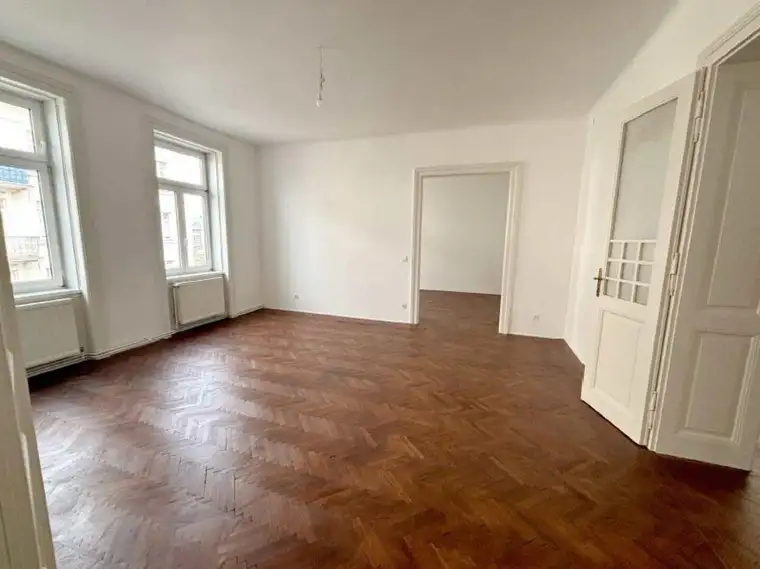 Wohnbüro! Altbauwohnung in guter Lage!