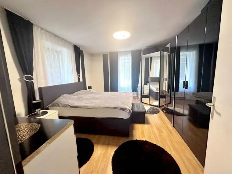 Bahnhofsnähe! Drei Zimmerwohnung in Felixdorf!