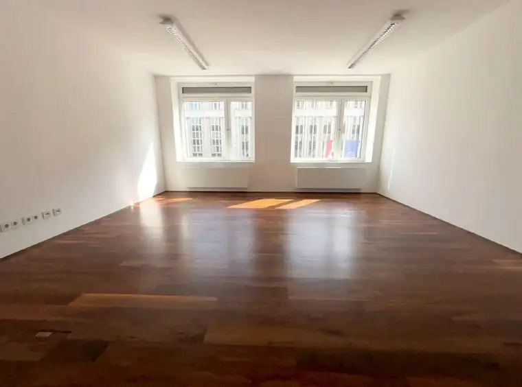 Premium Office Space im Parkringtower mit Concierge Service