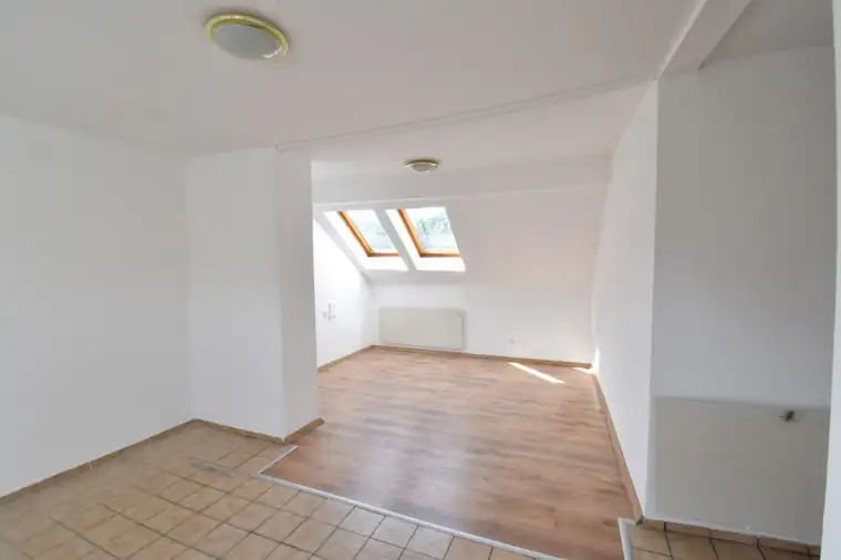 Drei Zimmerwohnung in 2640 Gloggnitz!