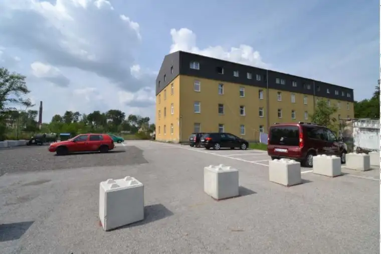 Bahnhofsnähe! Zwei Zimmerwohnung in Felixdorf!