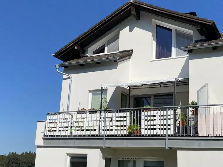 Dreizimmer Maisonette mit Balkon - ab September 2025 - in Franking - Heizung inklusive
