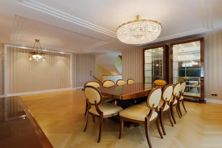 Prestigeträchtiges Haus im Elite-Cluster des 19. Wiener Bezirks (Neustift am Walde)