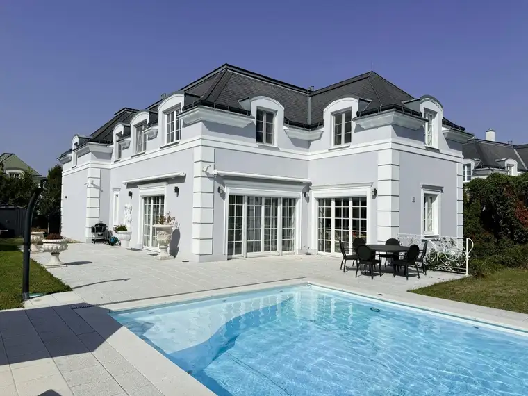 LUXUS VILLA mit großem Grundstück, Pool, Whirpool &amp; Sauna im FONTANA Golfresort!!!