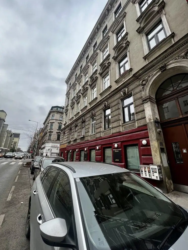 Sanierungsbedürftige 36,29m2 Wohnung in 1160 Wien für nur 119.757 €!