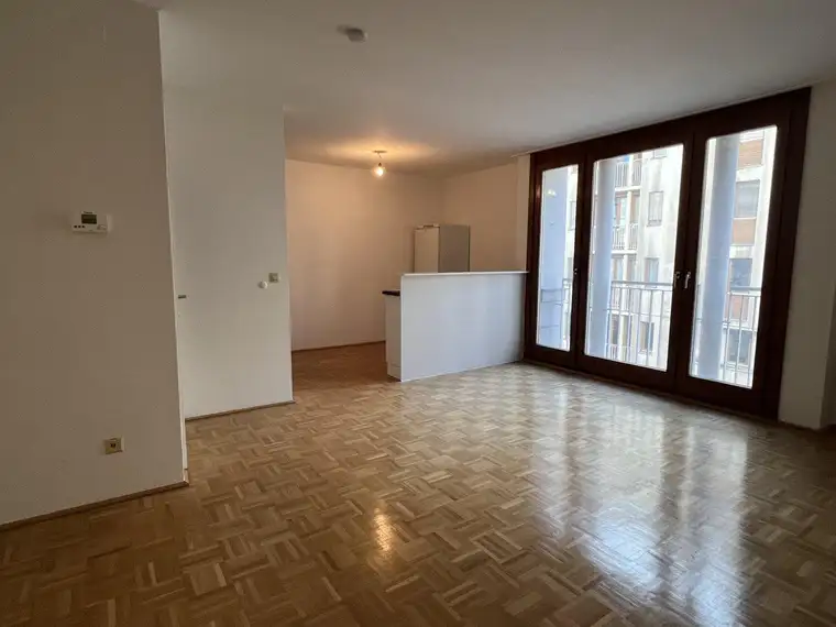 ++ TOP LAGE ++ Moderne 3-Zi.-Wohnung nahe U4 Pilgramgasse &amp; Naschmarkt – Provisionsfrei! ++