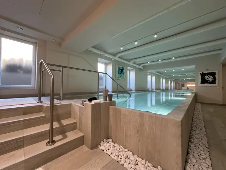 Erstbezug! Apartment mit Spa, Pool und Gym in Wiener Villa – Hietzing