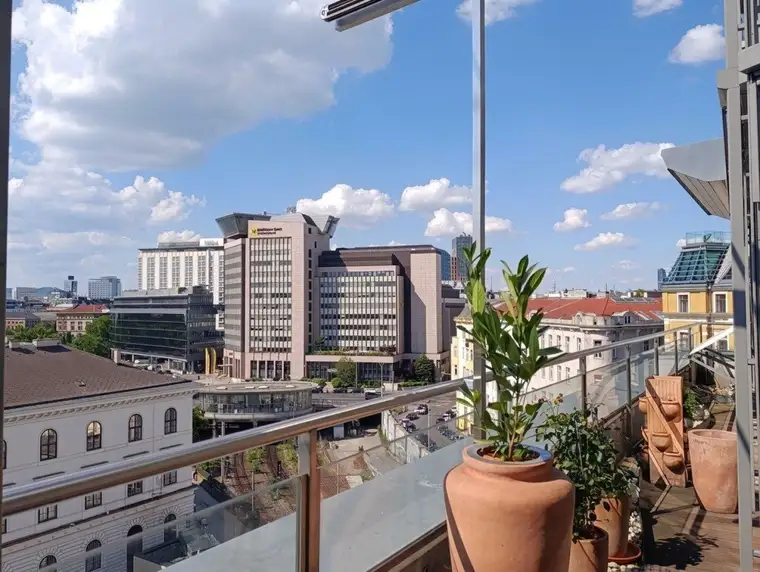 NÄHE HILTON WIEN MITTE! Großzügige 4 Zimmer Dachgeschoss-Maisonette mit Panoramablick