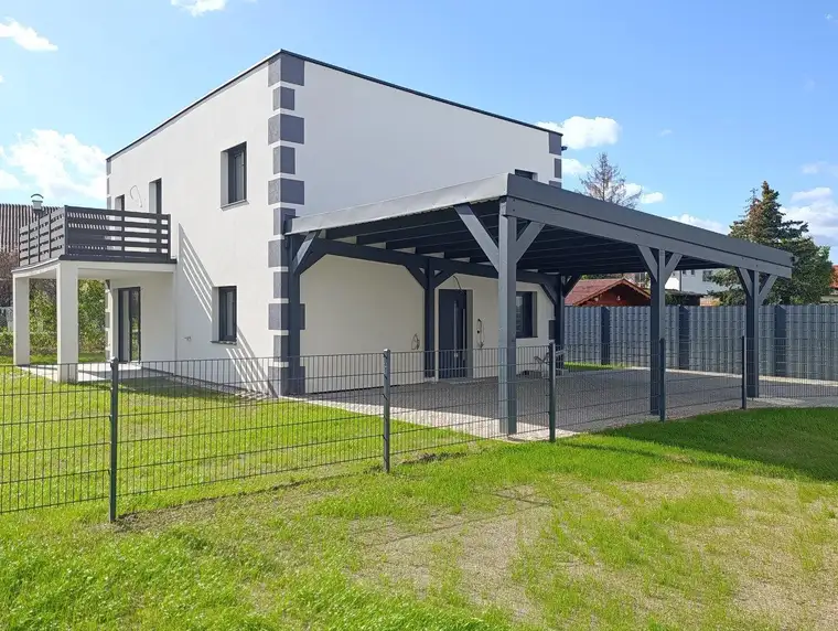SCHLÜSSELFERTIGE EINFAMILIENHÄUSER MIT GARTEN, TERRASSEN &amp; CARPORT IN NEUNKIRCHEN