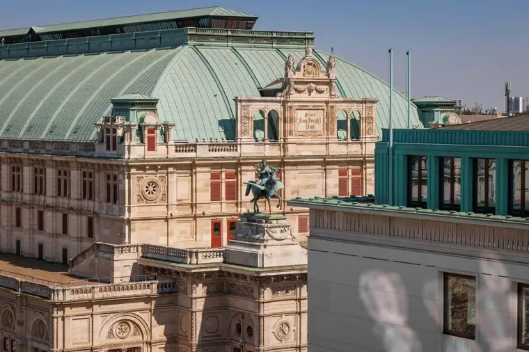 PENTHOUSE mit Blick auf die Wiener Staatsoper mit Sauna &amp; Garage