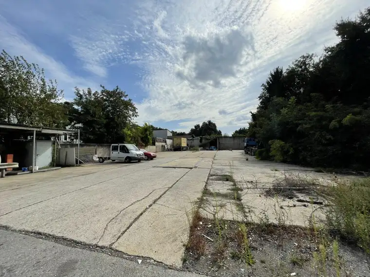 1.400 m² FREIFLÄCHE FÜR LAGER/GEWERBE -- NÄHE SIEGENDORF/EISENSTADT!