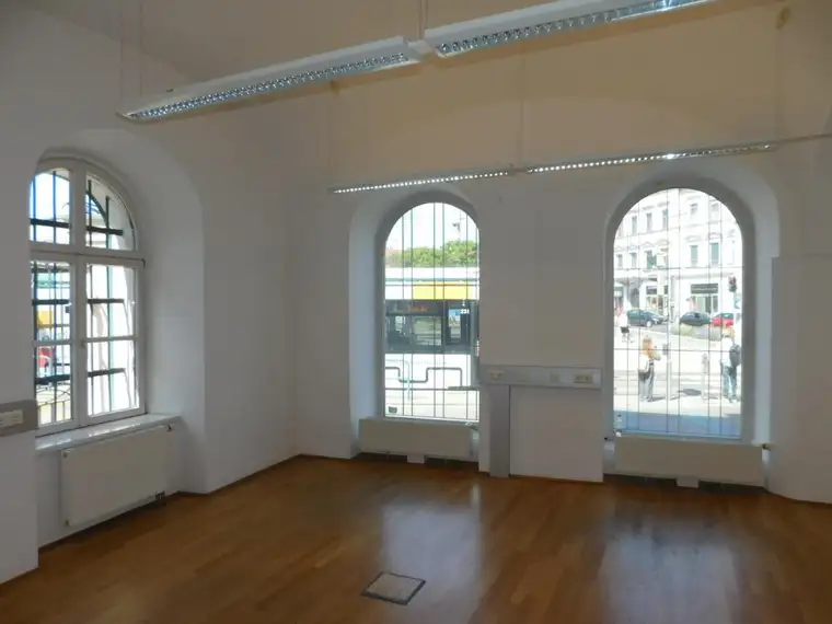Zentrales Büro, barrierefrei