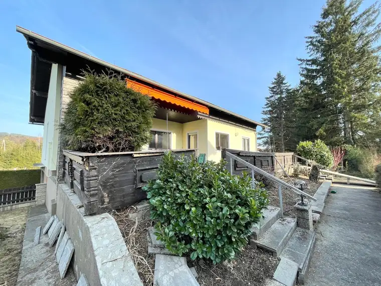 Charmantes Einfamilienhaus mit großzügigem Garten und Terrasse