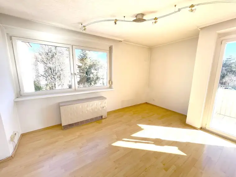 Barrierefreies Wohngefühl in ruhiger Stadtlage mit Balkon