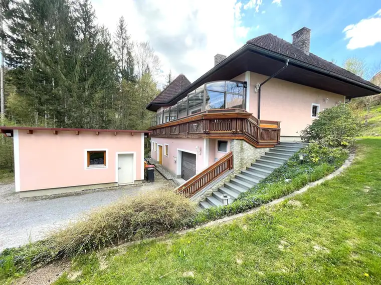 Ihr Wohntraum in Graznähe – Stilvolles Haus mit Wintergarten und großzügigem Garten