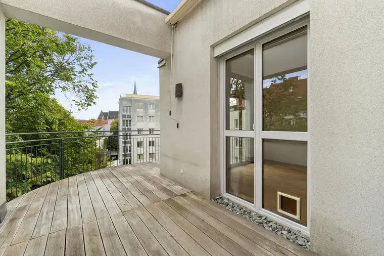 Coole Wohnung im Herz-Jesu-Viertel mit Terrasse und TG-Platz!