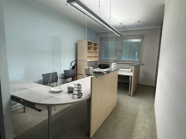 84m² große Ordination in St. Leonhard