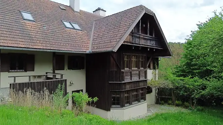 Mehrfamilienhaus oder Ordination im Stiftingtal