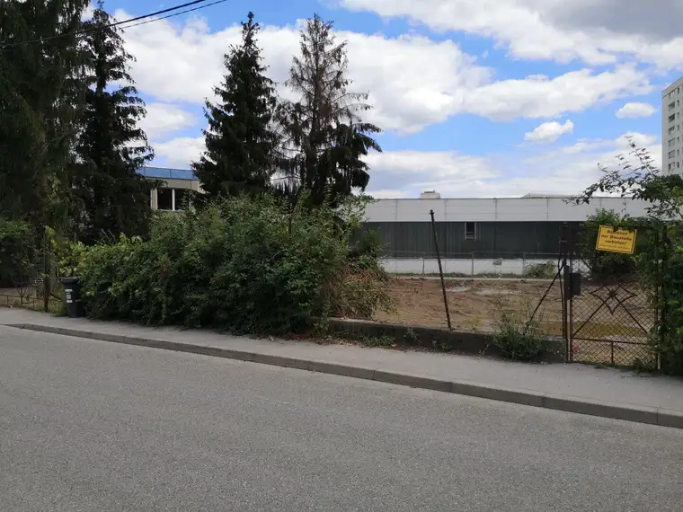 Großes Gewerbegrundstück in zentraler Lage - Steinfeldgasse