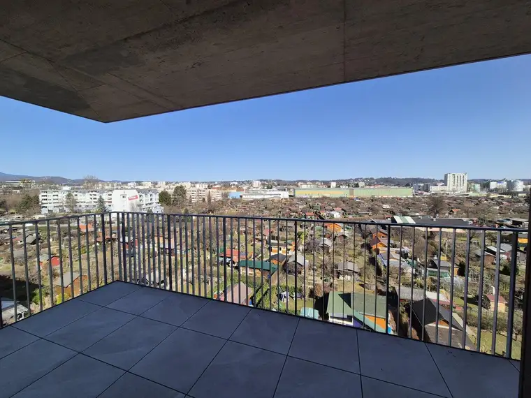**4-Zimmer-Familientraum** mit optimaler Raumaufteilung und großem Balkon!