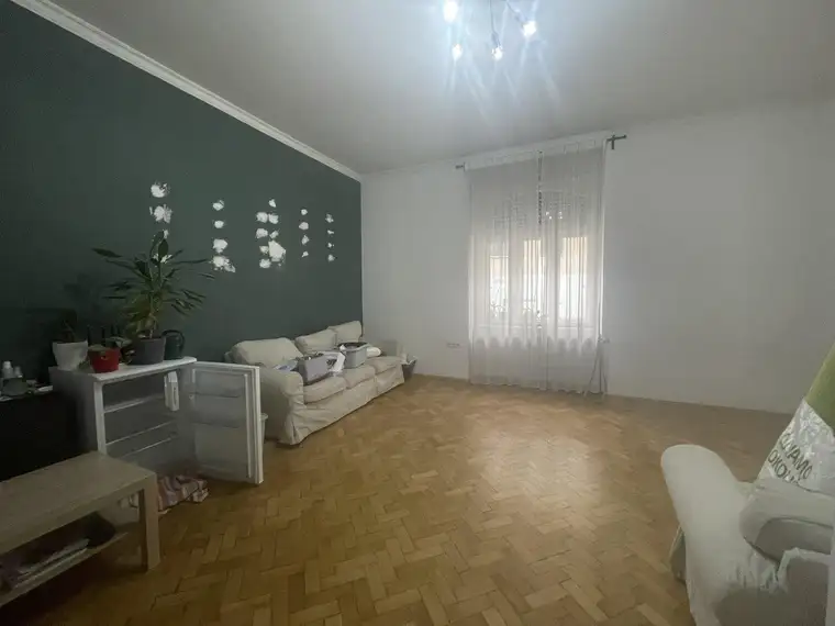 WG taugliche 3 Zimmerwohnung in zentraler Lage