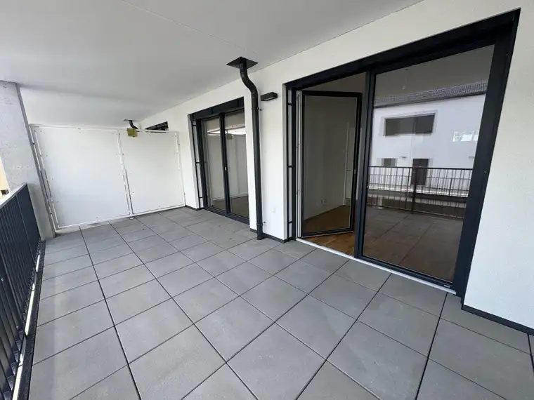 Gemütliche 2-Zimmer-Wohnung großer überdachter Terrasse