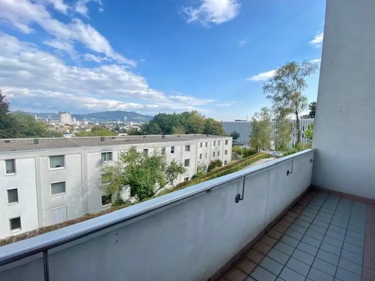 Großzügige 4 Zimmer Maisonette Wohnung am Fuße des Pöstlingbergs – renovierungsbedürftig mit viel Potenzial