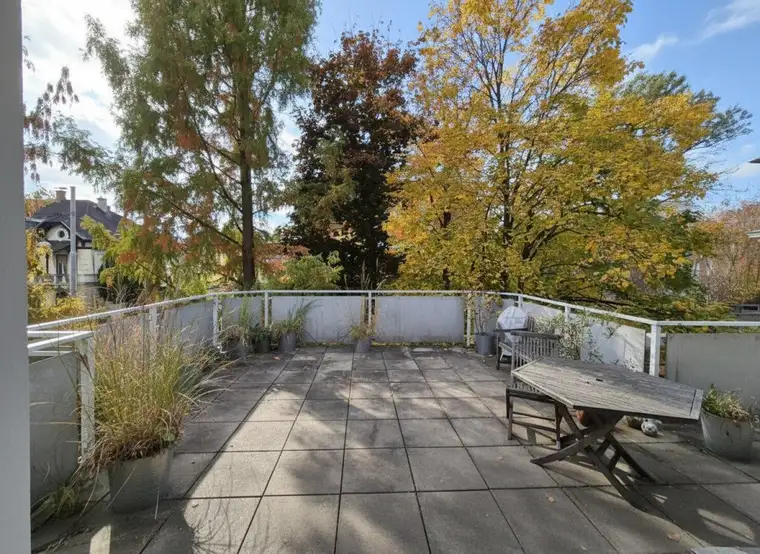 Exklusive Wohnung in ausgezeichneter Lage in Graz! **Ab Jänner verfügbar!