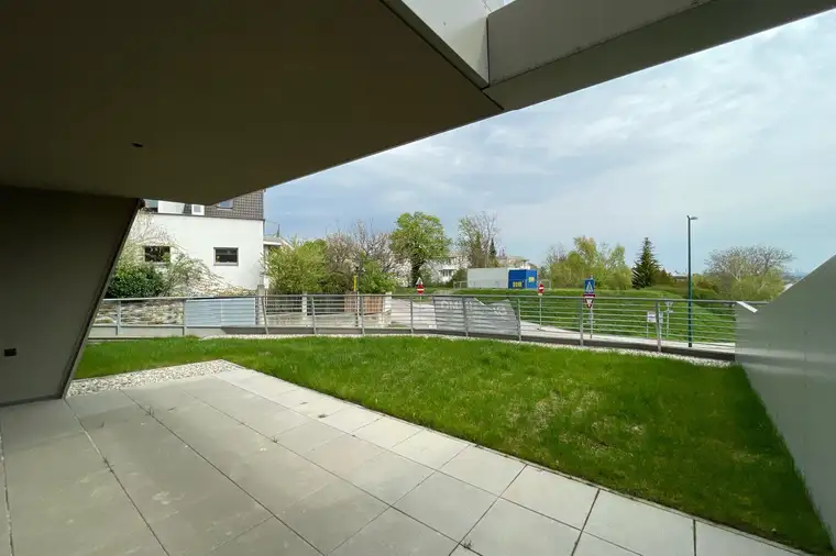 Provisionsfrei - Exklusive 4-Zimmer-Gartenresidenz mit einzigartigem Wohngefühl