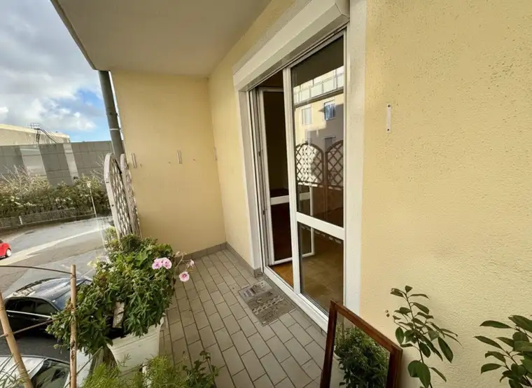 Top 2-Zi-Wohnung mit Balkon in Graz, 62m², gepflegt, Einbauküche - zu vermieten!!