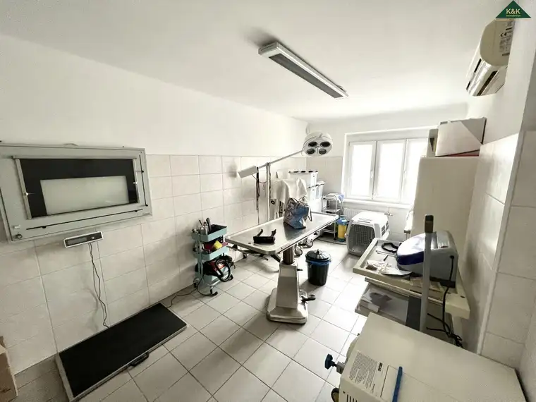 KURZZEITVERMIETUNG - GEWERBELOKAL - BÜRO - PRAXIS - PHYSIO