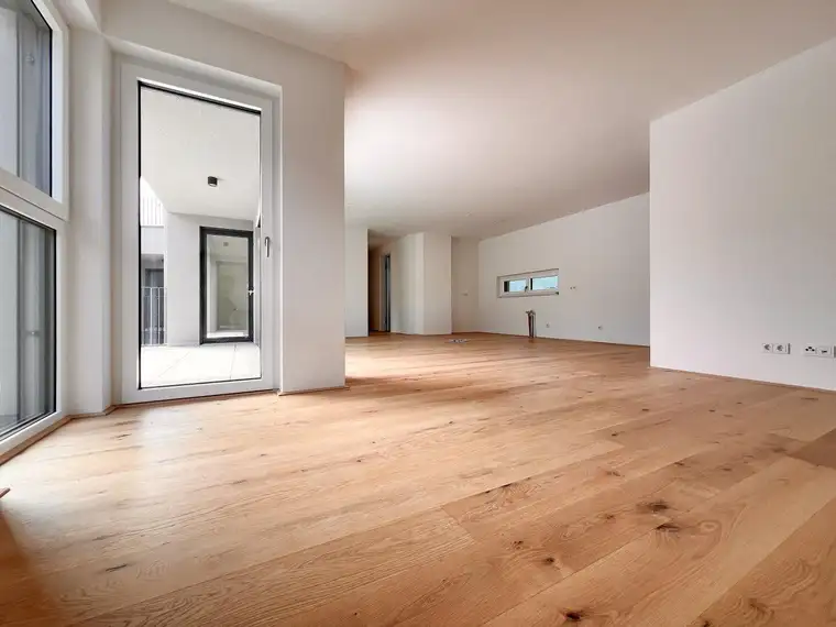 Gut vermietete 4 Zimmer Wohnung Josefiau