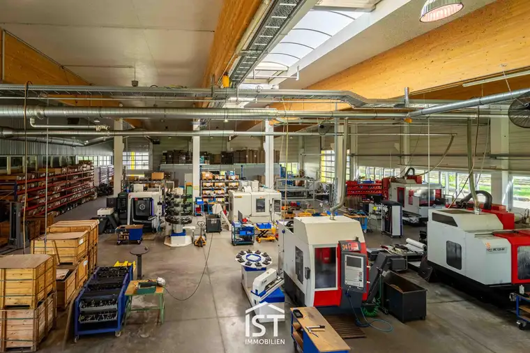 Geinberg/Moosham - Produktionshalle in verkehrsgünstiger Lage 