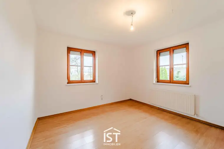 Roßbach - Ländlich gelegene 3-Zimmer-Wohnung mit Balkon