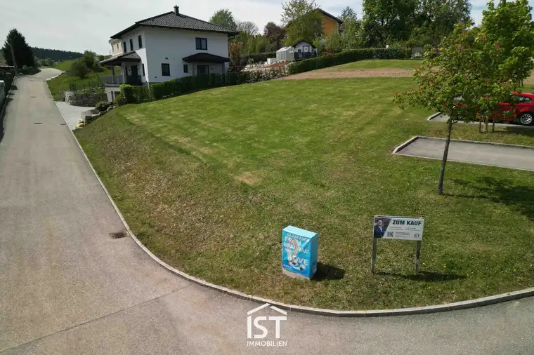 Roßbach - Wunderbares Baugrundstück im Ortszentrum