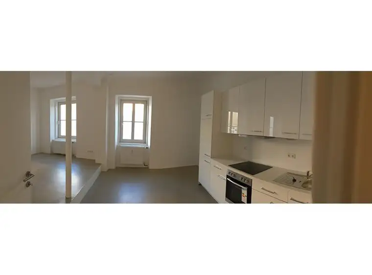 freundliche 2-Zimmer-Wohnung mit möblierter Küche im Zentrum von Schärding