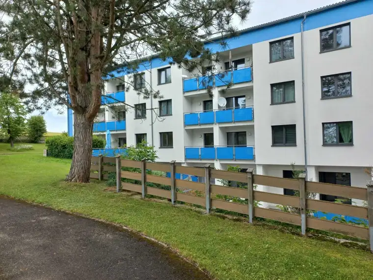 Gemütliche 2-Zimmer Wohnung mit 2 kleinen Loggien in bekannter Wohnlage in Gaspoltshofen