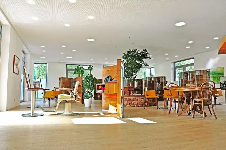 Bestens eingeführter Friseursalon in Ried im Innkreis - kurzfristige Anmietung oder Pacht möglich!