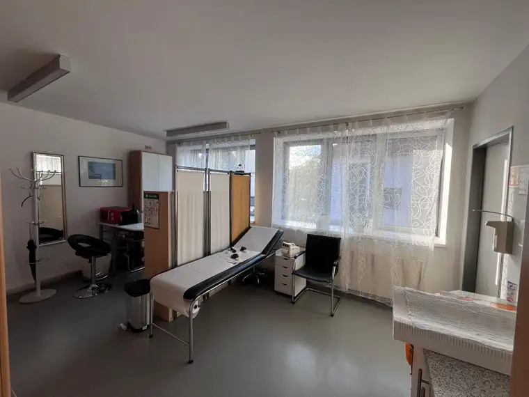 Voll ausgestattete Ordination im Zentrum von Gallneukirchen