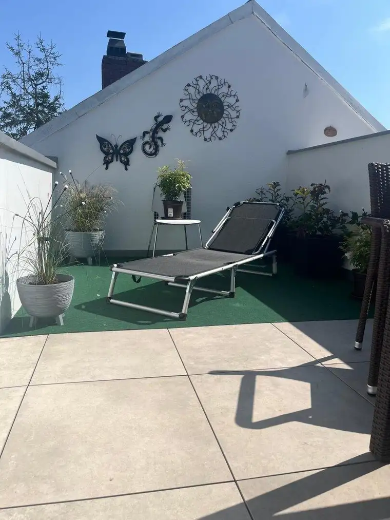 helle Wohnung mit Terrasse und möblierter Küche in Schärding