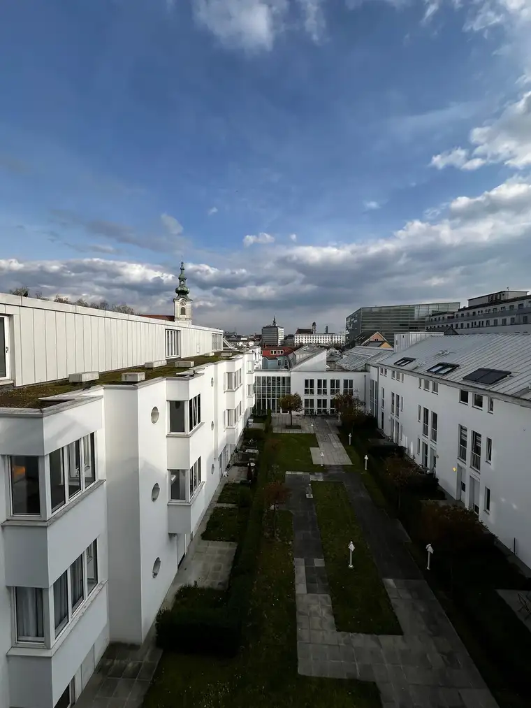 Garçonnière inkl. Klimaticket für 1 Jahr, mit Balkon und sensationellem Ausblick