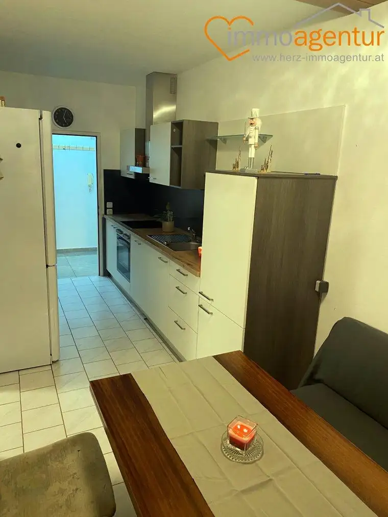 Familientraum! 4 Zimmerwohnung mit Loggia und Tiefgaragenplatz zum kaufen!