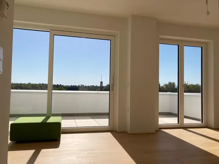 moderne Terrassenwohnung inkl. Einbauküche - Erstbezug